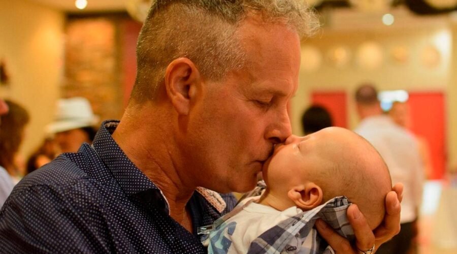17 17 4 900x500